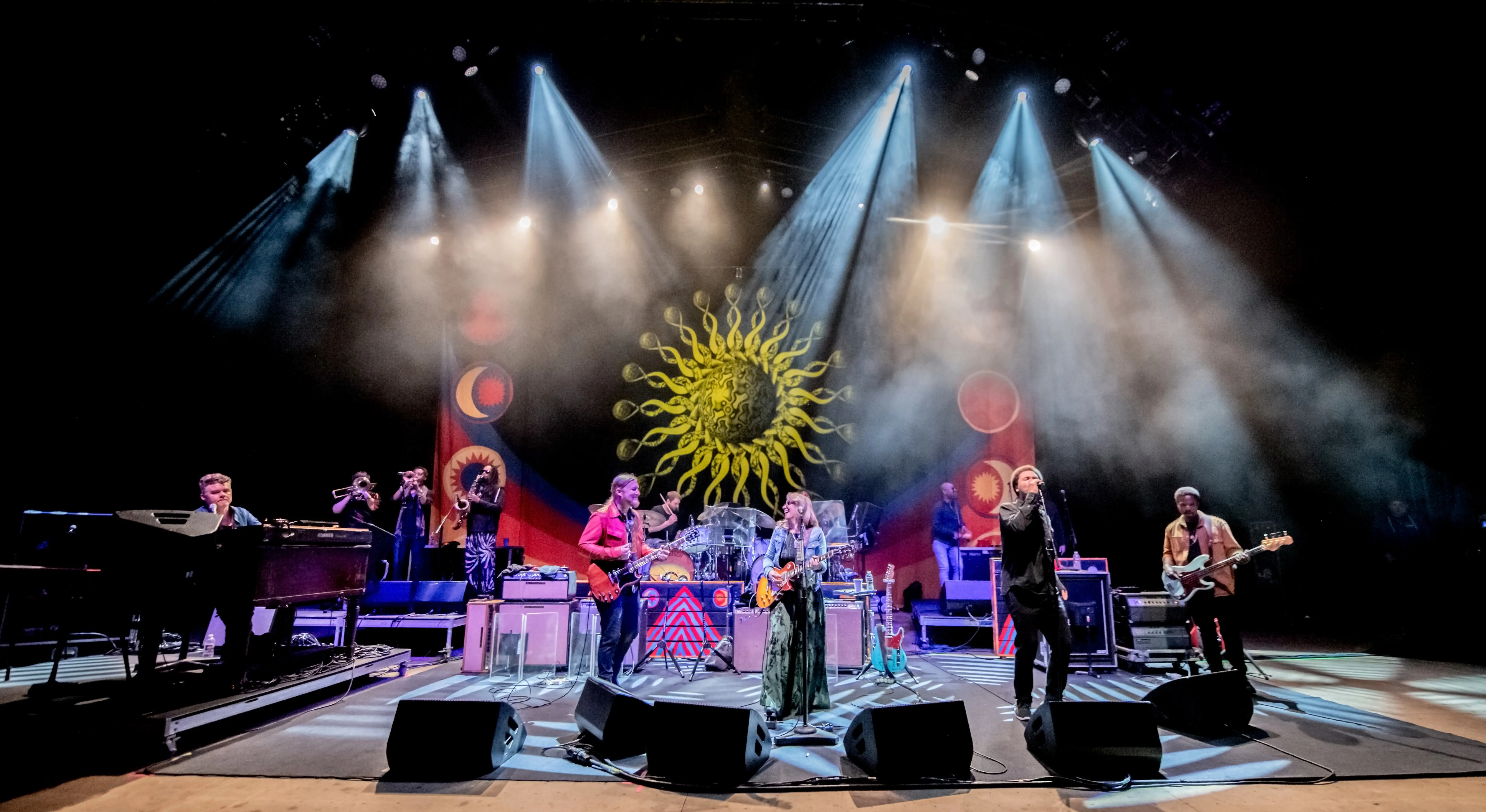 バイオグラフィ画像